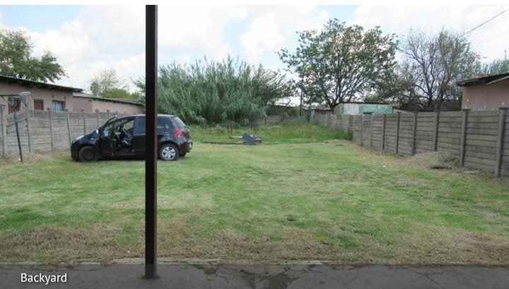 6 Bedroom Property for Sale in Vereeniging Gauteng