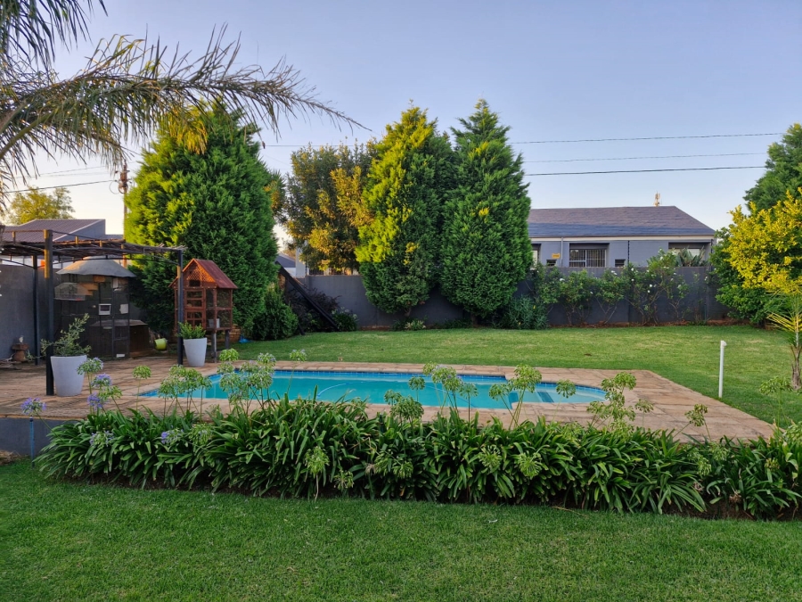 3 Bedroom Property for Sale in Fochville Gauteng