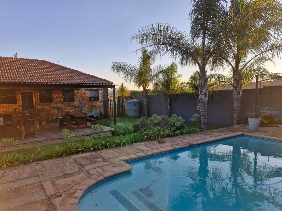 3 Bedroom Property for Sale in Fochville Gauteng