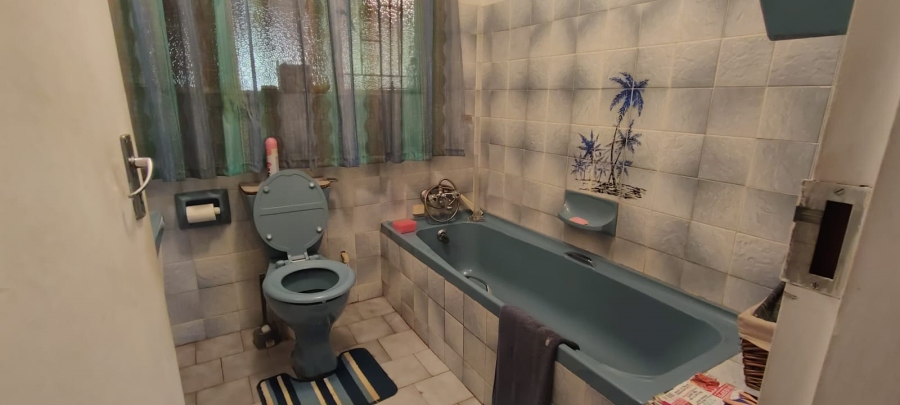 3 Bedroom Property for Sale in Westonaria Gauteng