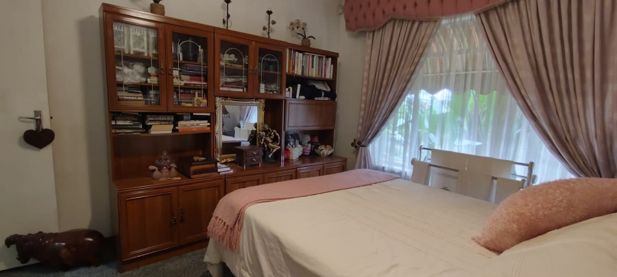 3 Bedroom Property for Sale in Westonaria Gauteng