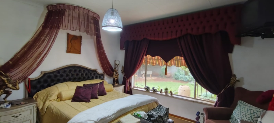 3 Bedroom Property for Sale in Westonaria Gauteng