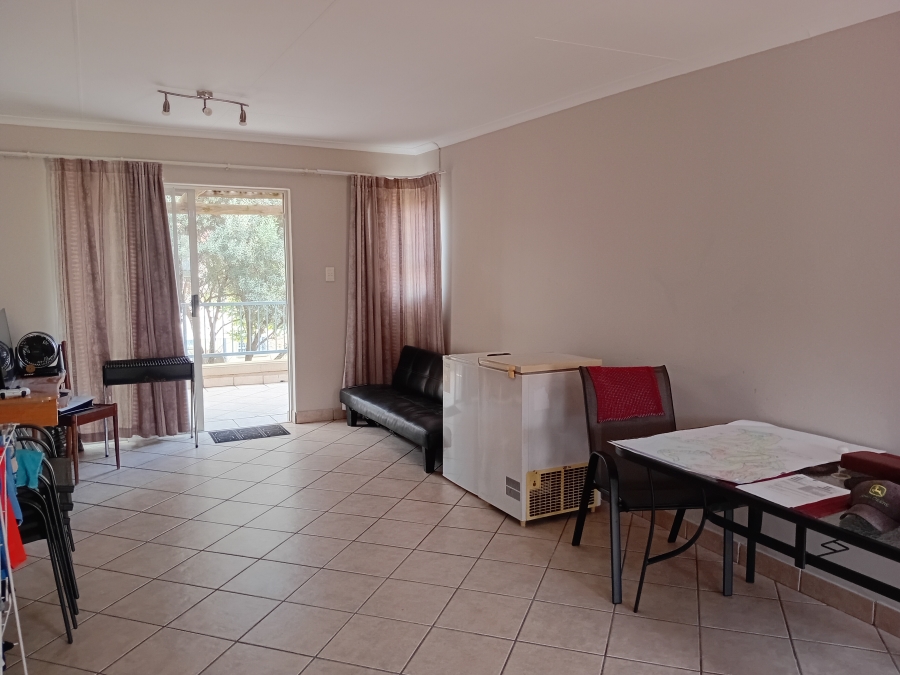 To Let 2 Bedroom Property for Rent in Hazeldean Gauteng