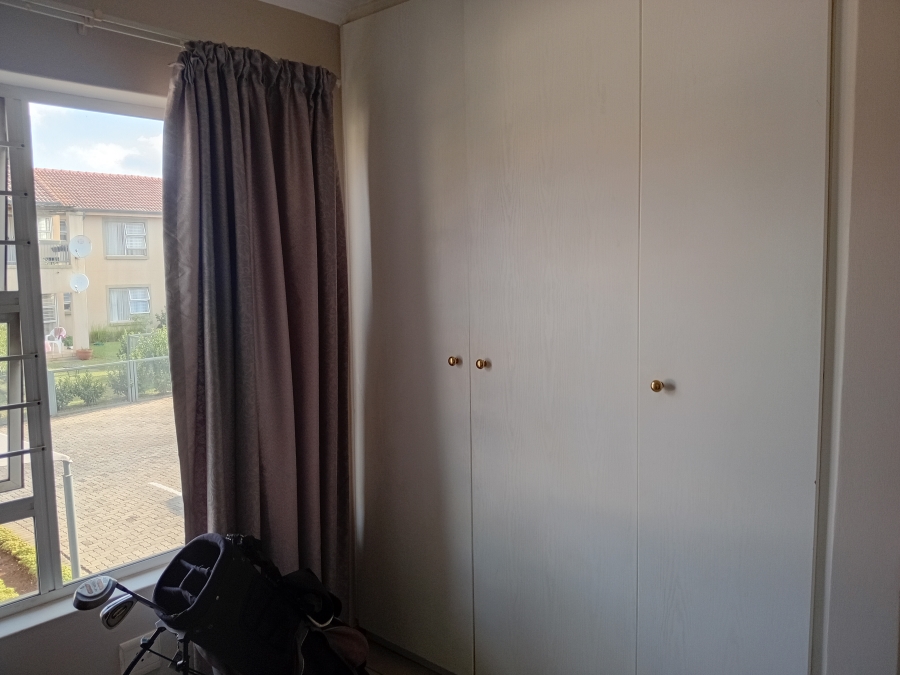 To Let 2 Bedroom Property for Rent in Hazeldean Gauteng