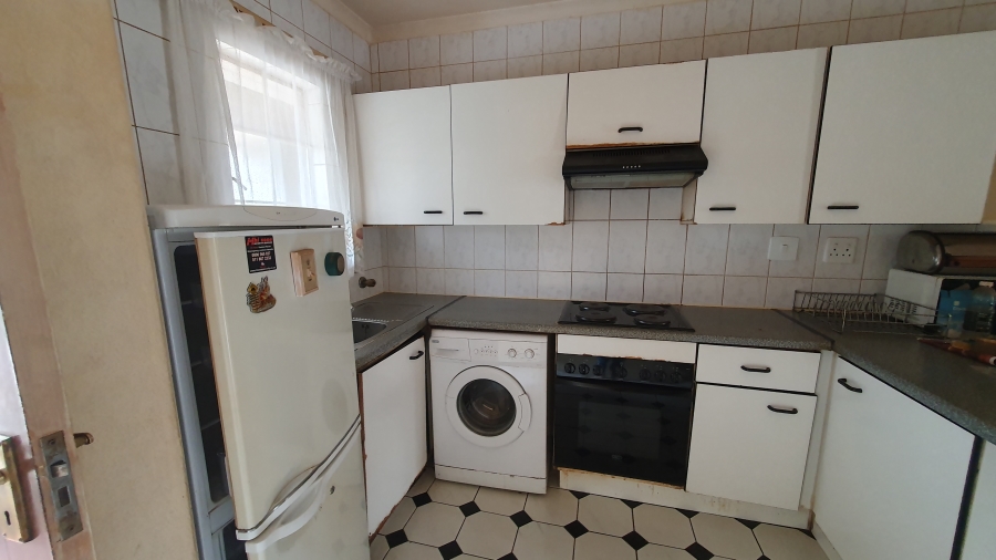 2 Bedroom Property for Sale in Oakdene Gauteng