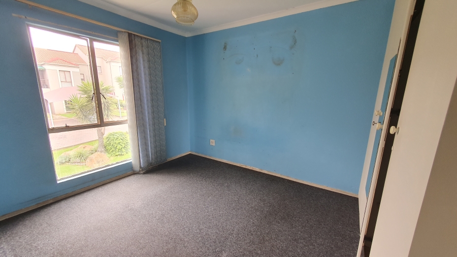 2 Bedroom Property for Sale in Oakdene Gauteng