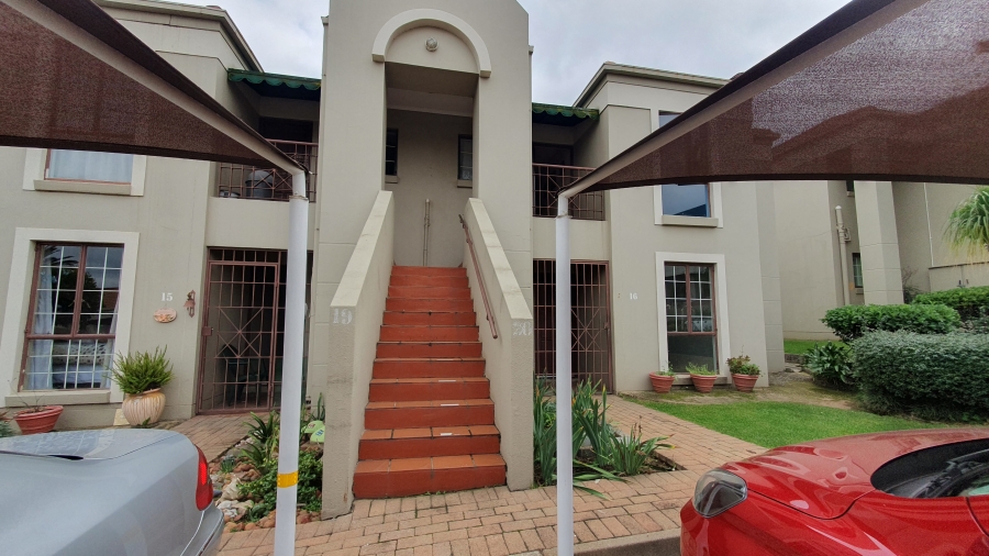 2 Bedroom Property for Sale in Oakdene Gauteng