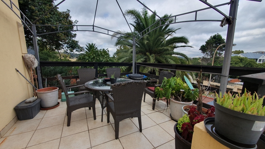 3 Bedroom Property for Sale in Oakdene Gauteng
