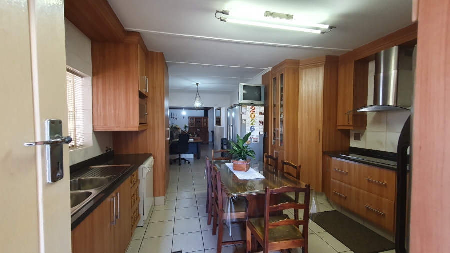 4 Bedroom Property for Sale in Randhart Gauteng