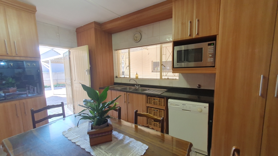 4 Bedroom Property for Sale in Randhart Gauteng