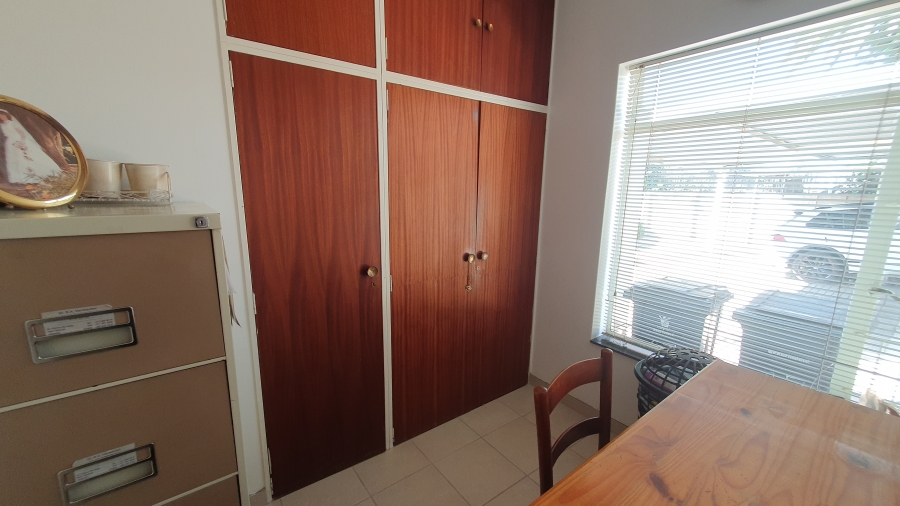 4 Bedroom Property for Sale in Randhart Gauteng