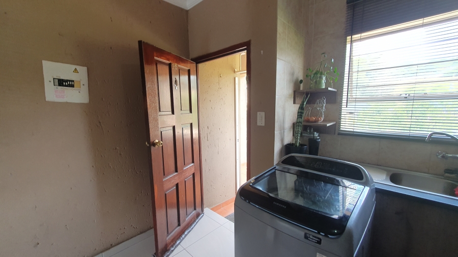 3 Bedroom Property for Sale in Alberante Gauteng