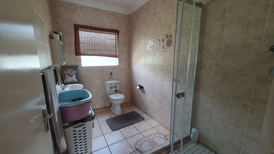 3 Bedroom Property for Sale in Alberante Gauteng