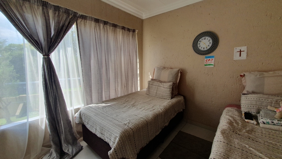 3 Bedroom Property for Sale in Alberante Gauteng