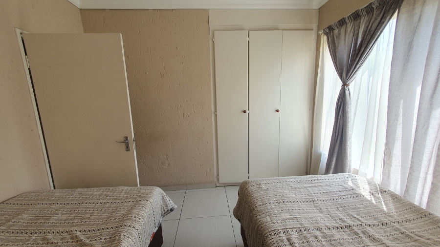 3 Bedroom Property for Sale in Alberante Gauteng