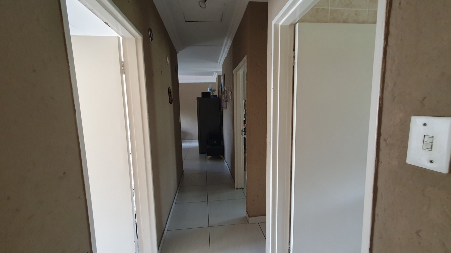 3 Bedroom Property for Sale in Alberante Gauteng