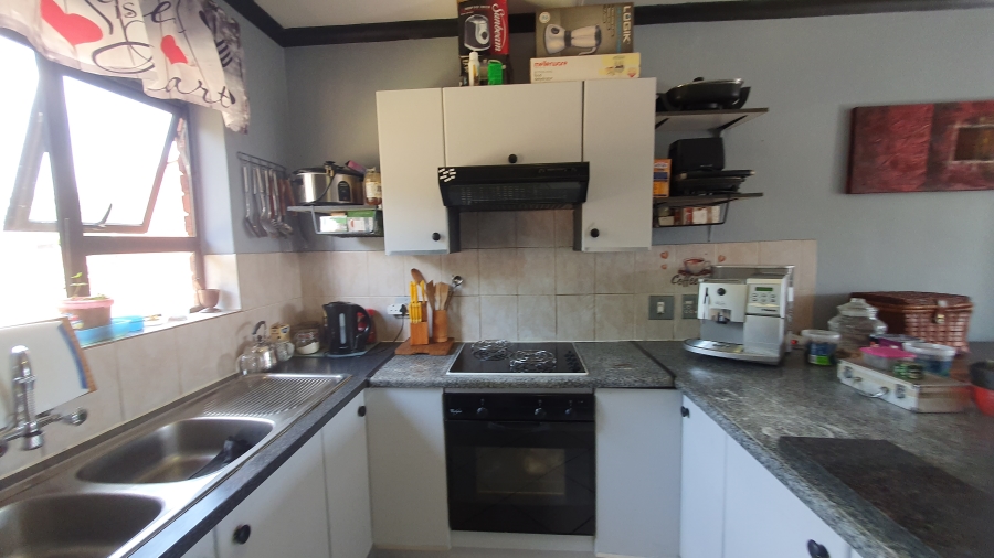 3 Bedroom Property for Sale in South Crest Gauteng