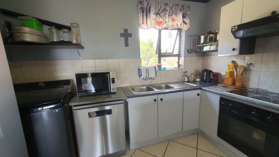 3 Bedroom Property for Sale in South Crest Gauteng