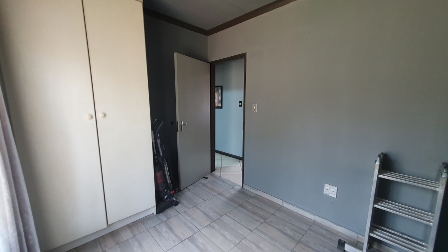 3 Bedroom Property for Sale in South Crest Gauteng