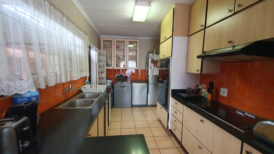 3 Bedroom Property for Sale in Glenvista Gauteng