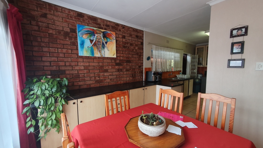3 Bedroom Property for Sale in Glenvista Gauteng
