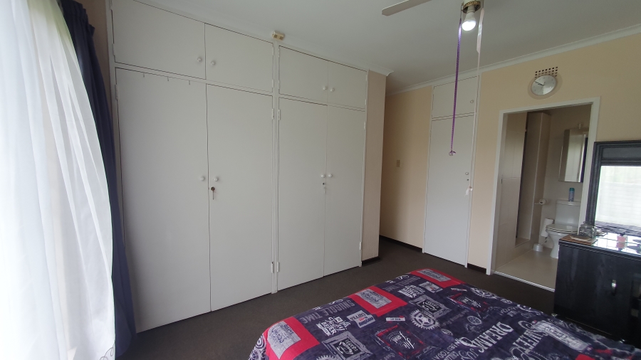 3 Bedroom Property for Sale in Glenvista Gauteng