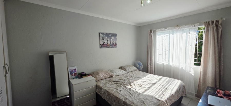 2 Bedroom Property for Sale in Greenstone Hill Gauteng