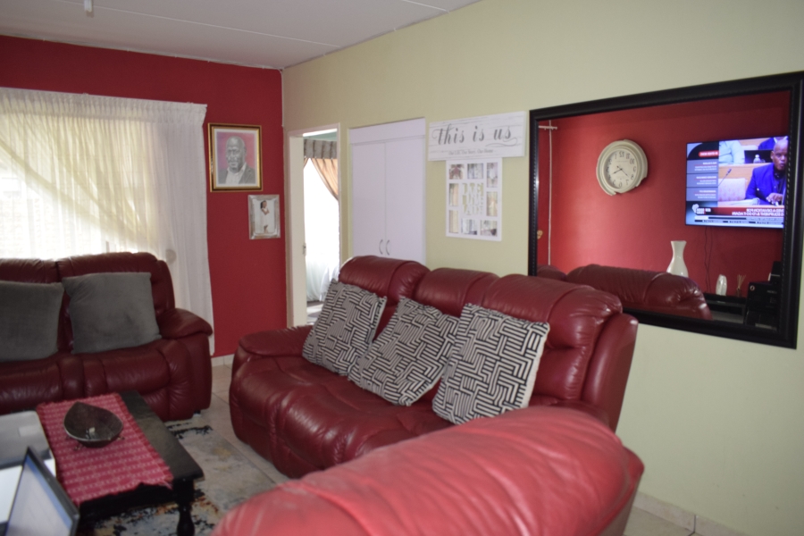 3 Bedroom Property for Sale in Parkrand Gauteng