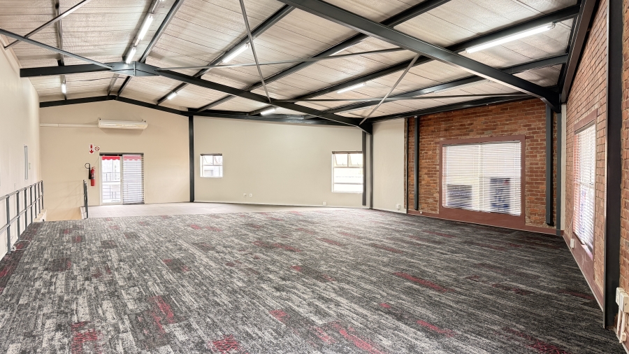 To Let Commercial Property for Rent in Rooihuiskraal Gauteng