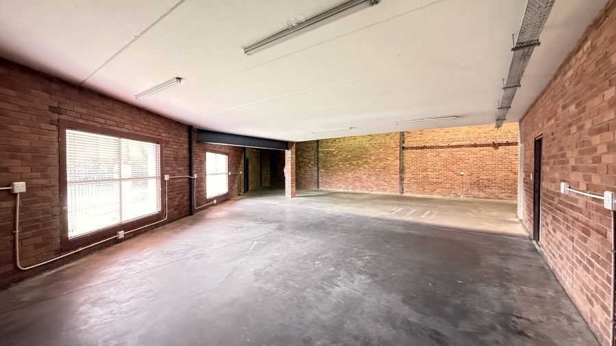 To Let Commercial Property for Rent in Rooihuiskraal Gauteng