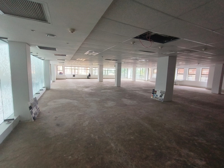 To Let Commercial Property for Rent in Die Hoewes Gauteng