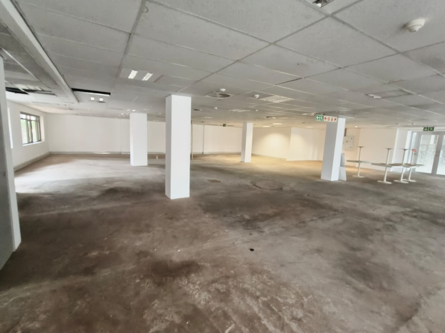 To Let Commercial Property for Rent in Die Hoewes Gauteng