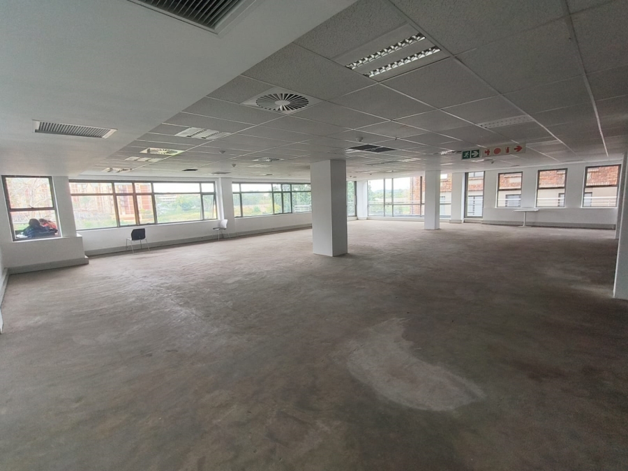 To Let Commercial Property for Rent in Die Hoewes Gauteng