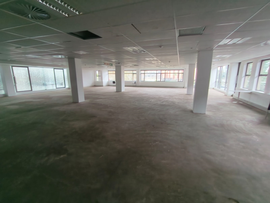 To Let Commercial Property for Rent in Die Hoewes Gauteng