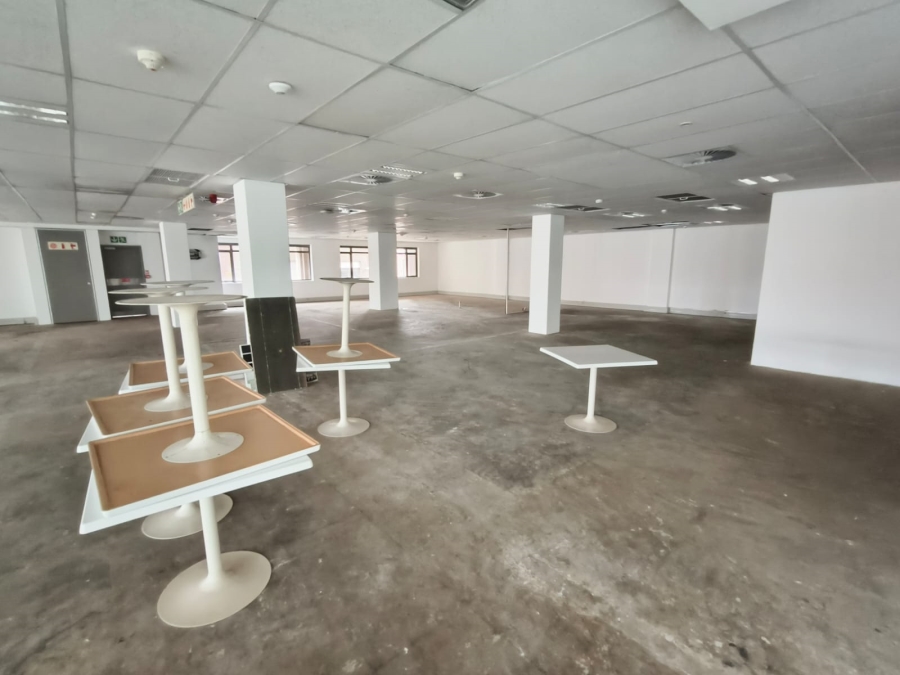 To Let Commercial Property for Rent in Die Hoewes Gauteng