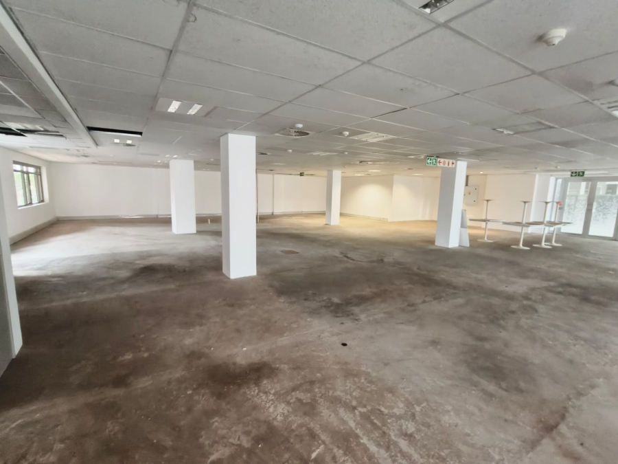 To Let Commercial Property for Rent in Die Hoewes Gauteng