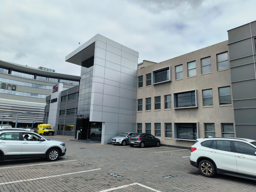 To Let Commercial Property for Rent in Die Hoewes Gauteng