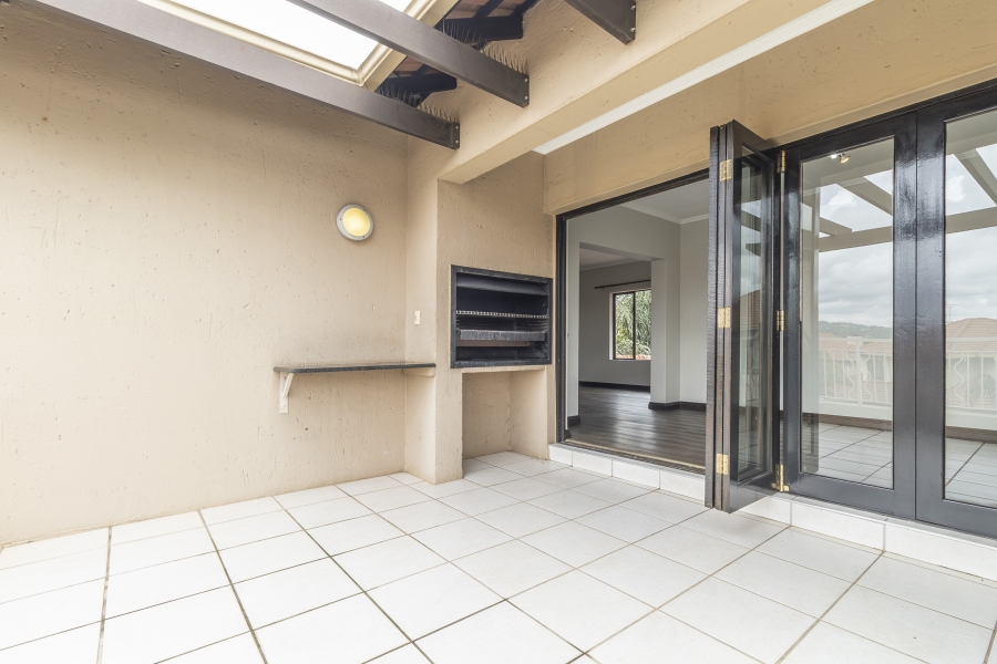 2 Bedroom Property for Sale in Sunninghill Gauteng