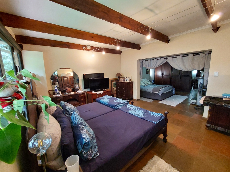 5 Bedroom Property for Sale in Lukasrand Gauteng