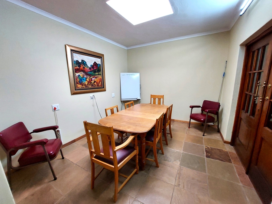 5 Bedroom Property for Sale in Lukasrand Gauteng