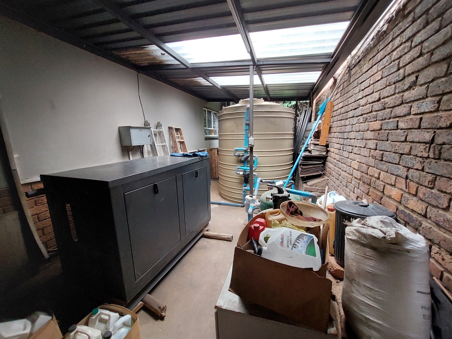 5 Bedroom Property for Sale in Lukasrand Gauteng