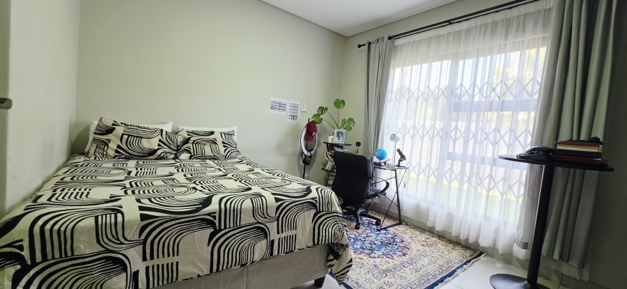 2 Bedroom Property for Sale in Die Hoewes Gauteng