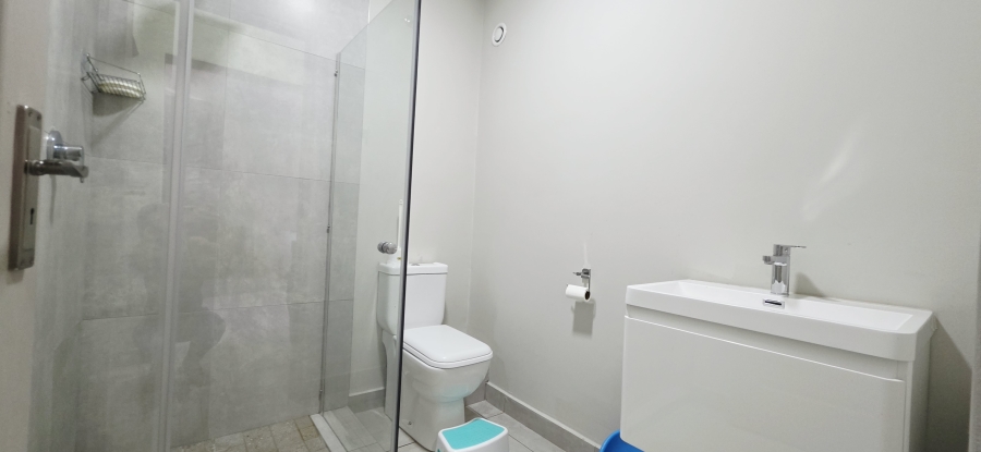 2 Bedroom Property for Sale in Die Hoewes Gauteng