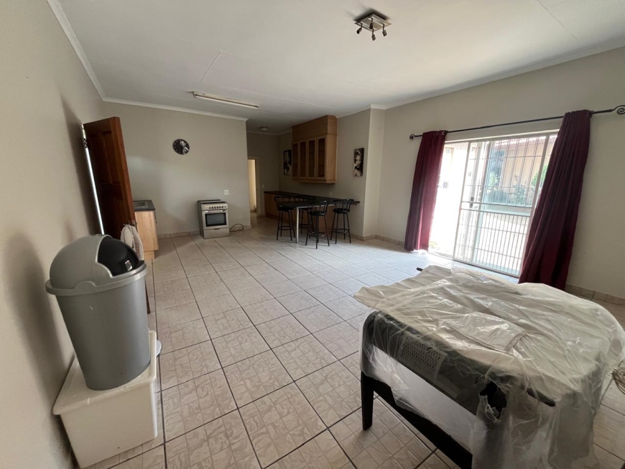 4 Bedroom Property for Sale in Randhart Gauteng