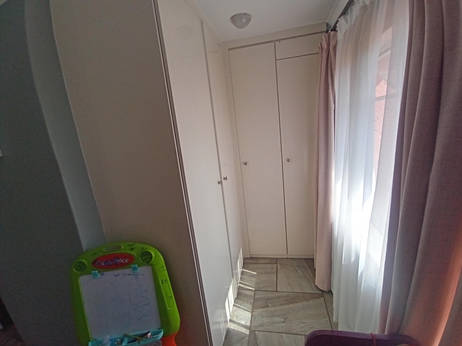 2 Bedroom Property for Sale in Raceview Gauteng