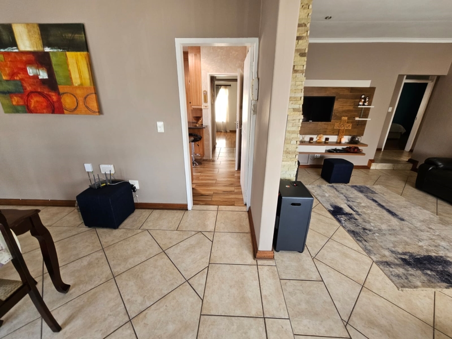 3 Bedroom Property for Sale in South Crest Gauteng