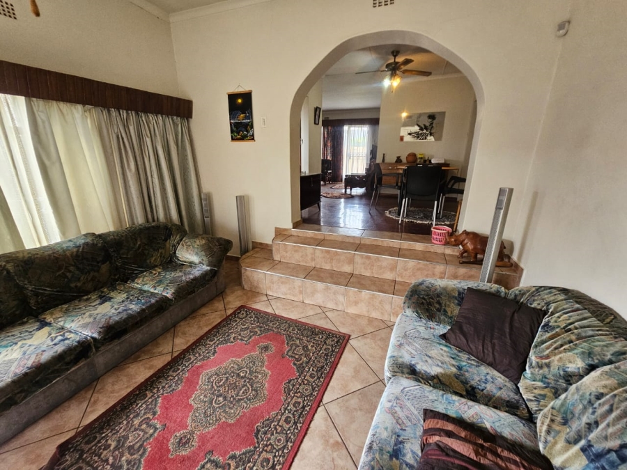 3 Bedroom Property for Sale in Verwoerdpark Gauteng