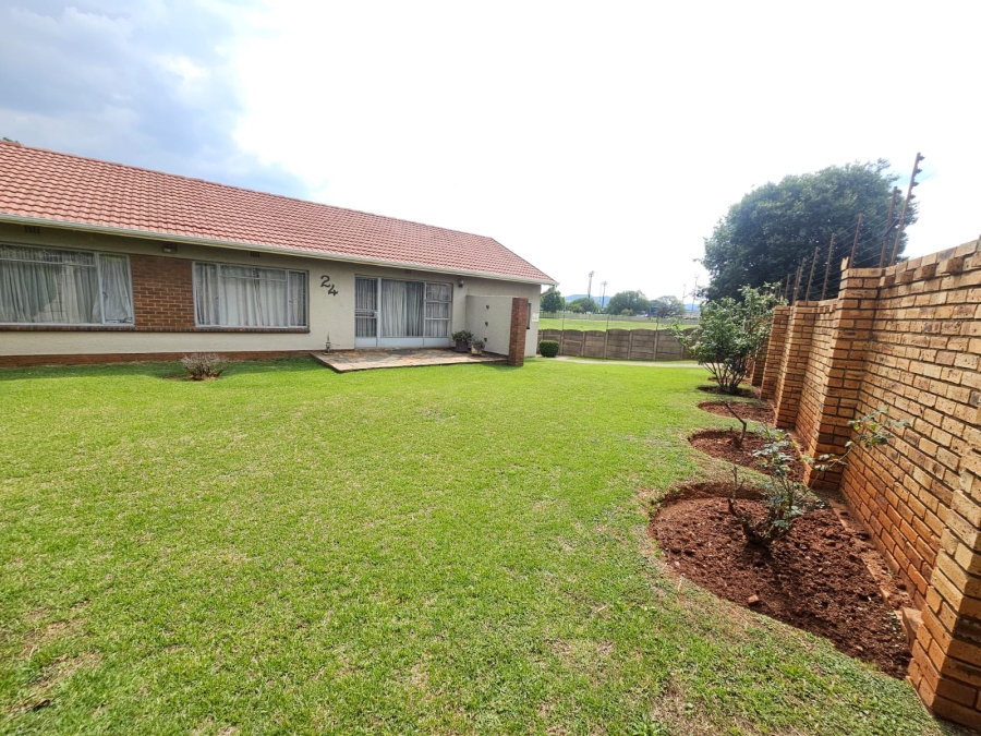 3 Bedroom Property for Sale in Verwoerdpark Gauteng