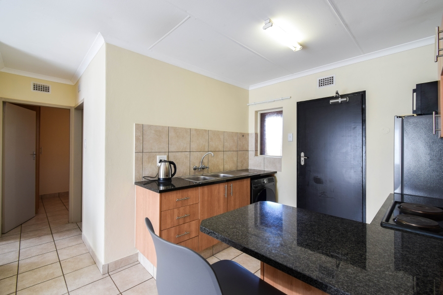 To Let 2 Bedroom Property for Rent in Olympus AH Gauteng