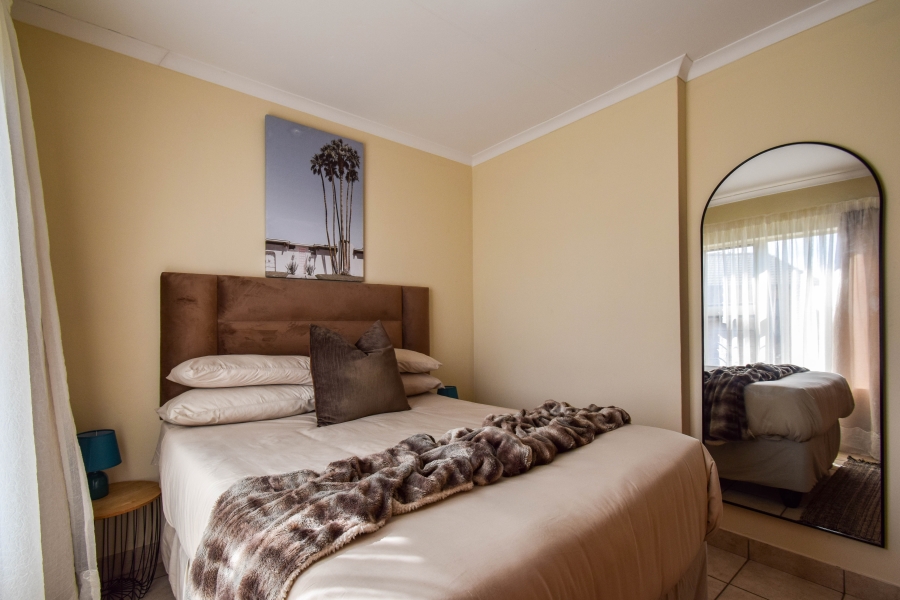 To Let 2 Bedroom Property for Rent in Olympus AH Gauteng